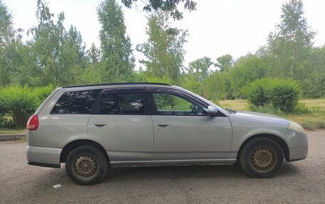 Nissan Wingroad III, 2002 год, 310 000 рублей, 4 фотография