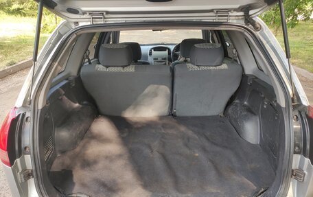 Nissan Wingroad III, 2002 год, 310 000 рублей, 11 фотография
