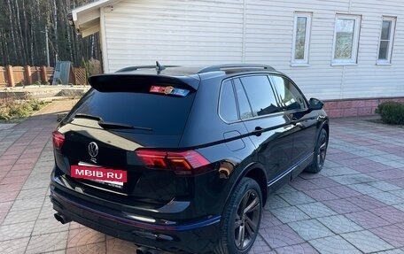 Volkswagen Tiguan II, 2021 год, 3 690 000 рублей, 3 фотография