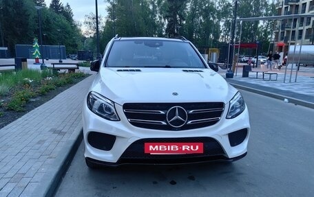 Mercedes-Benz GLE, 2017 год, 4 000 000 рублей, 2 фотография