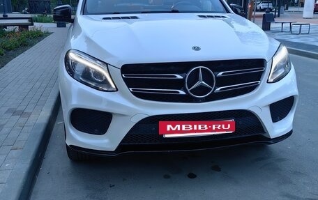 Mercedes-Benz GLE, 2017 год, 4 000 000 рублей, 3 фотография