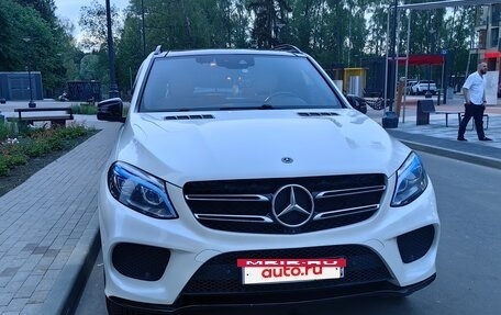 Mercedes-Benz GLE, 2017 год, 4 000 000 рублей, 15 фотография