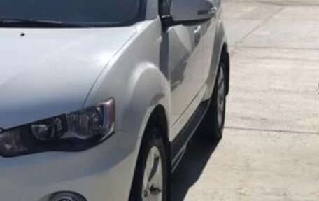 Mitsubishi Outlander III рестайлинг 3, 2012 год, 1 390 000 рублей, 3 фотография