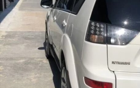 Mitsubishi Outlander III рестайлинг 3, 2012 год, 1 390 000 рублей, 4 фотография