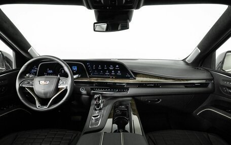 Cadillac Escalade V, 2023 год, 15 550 550 рублей, 7 фотография