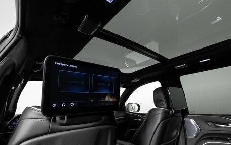 Cadillac Escalade V, 2023 год, 15 550 550 рублей, 11 фотография