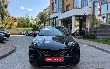 KIA Sportage IV рестайлинг, 2020 год, 2 350 000 рублей, 1 фотография