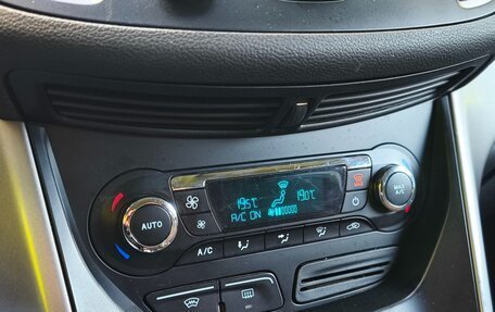 Ford Kuga III, 2014 год, 890 000 рублей, 39 фотография