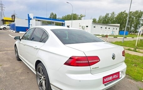 Volkswagen Passat B8 рестайлинг, 2018 год, 1 430 000 рублей, 5 фотография