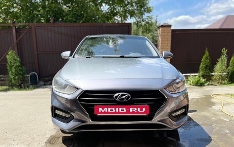 Hyundai Solaris II рестайлинг, 2017 год, 900 000 рублей, 6 фотография
