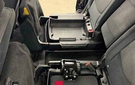 Mazda 5 I рестайлинг, 2008 год, 750 000 рублей, 15 фотография