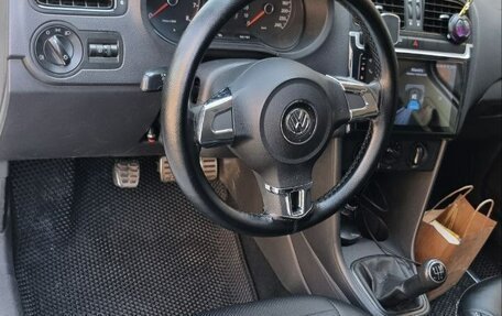 Volkswagen Polo VI (EU Market), 2011 год, 750 000 рублей, 9 фотография