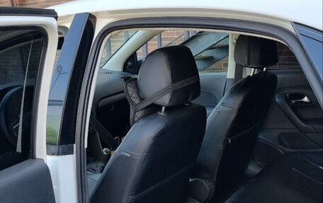 Volkswagen Polo VI (EU Market), 2011 год, 750 000 рублей, 13 фотография