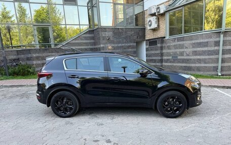 KIA Sportage IV рестайлинг, 2020 год, 2 350 000 рублей, 4 фотография