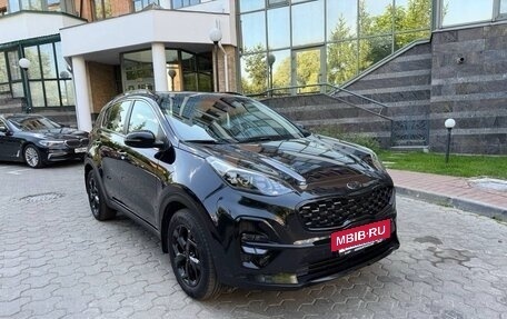 KIA Sportage IV рестайлинг, 2020 год, 2 350 000 рублей, 3 фотография