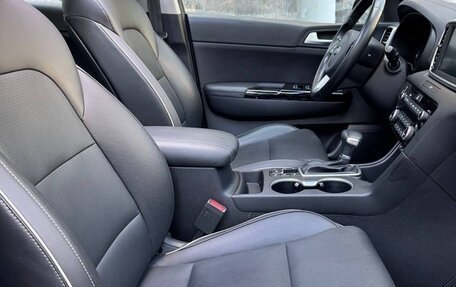 KIA Sportage IV рестайлинг, 2020 год, 2 350 000 рублей, 21 фотография