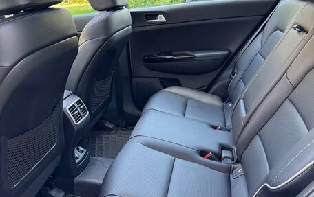 KIA Sportage IV рестайлинг, 2020 год, 2 350 000 рублей, 23 фотография