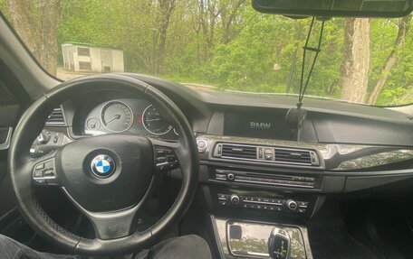 BMW 5 серия, 2012 год, 1 900 000 рублей, 3 фотография