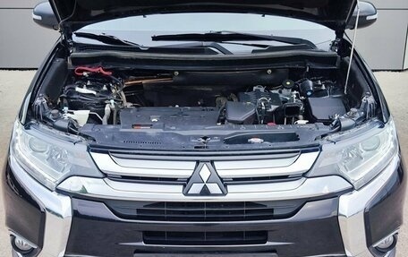 Mitsubishi Outlander III рестайлинг 3, 2016 год, 1 549 000 рублей, 11 фотография