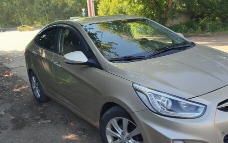 Hyundai Solaris II рестайлинг, 2014 год, 1 120 000 рублей, 3 фотография