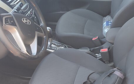 Hyundai Solaris II рестайлинг, 2014 год, 1 120 000 рублей, 9 фотография