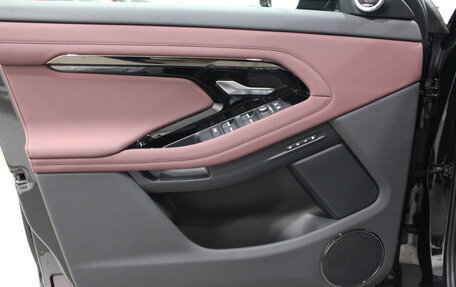 Land Rover Range Rover Evoque II, 2024 год, 5 990 000 рублей, 7 фотография