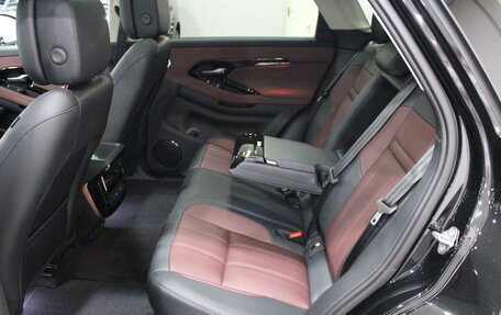Land Rover Range Rover Evoque II, 2024 год, 5 990 000 рублей, 22 фотография