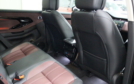 Land Rover Range Rover Evoque II, 2024 год, 5 990 000 рублей, 26 фотография