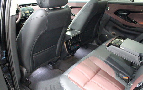 Land Rover Range Rover Evoque II, 2024 год, 5 990 000 рублей, 23 фотография
