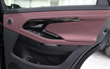 Land Rover Range Rover Evoque II, 2024 год, 5 990 000 рублей, 27 фотография