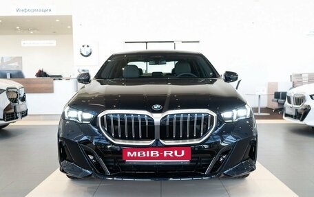 BMW 5 серия, 2024 год, 10 050 000 рублей, 2 фотография