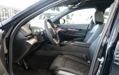 BMW 5 серия, 2024 год, 10 050 000 рублей, 9 фотография