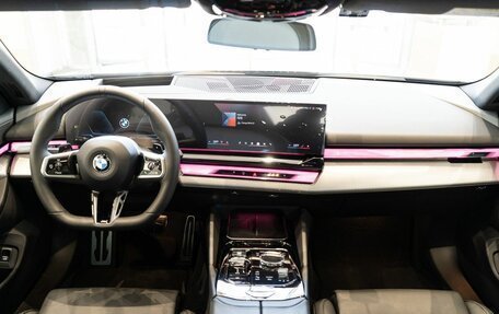 BMW 5 серия, 2024 год, 10 050 000 рублей, 10 фотография