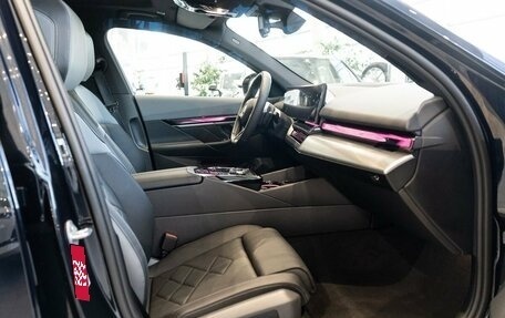 BMW 5 серия, 2024 год, 10 050 000 рублей, 12 фотография