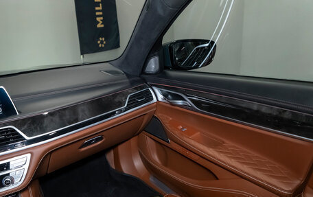 BMW 7 серия, 2019 год, 5 990 000 рублей, 26 фотография