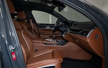 BMW 7 серия, 2019 год, 5 990 000 рублей, 33 фотография