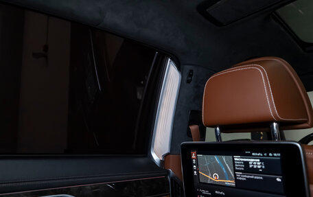 BMW 7 серия, 2019 год, 5 990 000 рублей, 38 фотография