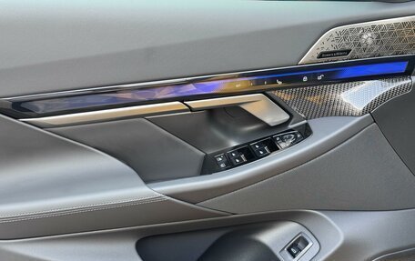BMW M5, 2025 год, 22 000 000 рублей, 18 фотография