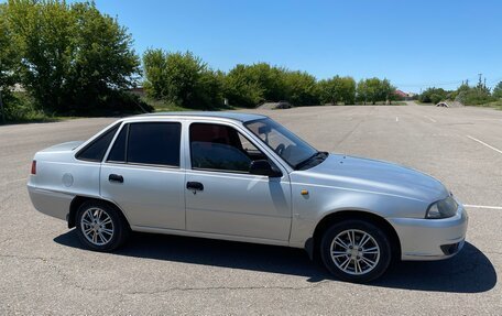 Daewoo Nexia I рестайлинг, 2011 год, 350 000 рублей, 2 фотография