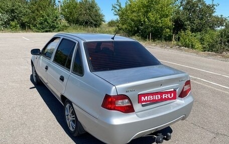 Daewoo Nexia I рестайлинг, 2011 год, 350 000 рублей, 3 фотография