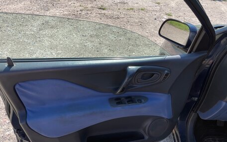 Mitsubishi Space Star I рестайлинг, 1999 год, 250 000 рублей, 3 фотография