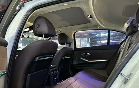 BMW 3 серия, 2021 год, 2 750 000 рублей, 11 фотография