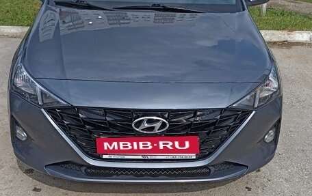 Hyundai Solaris II рестайлинг, 2022 год, 1 950 000 рублей, 11 фотография