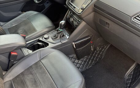 Volkswagen Tiguan II, 2017 год, 1 950 000 рублей, 3 фотография