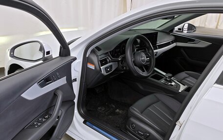 Audi A4, 2022 год, 3 050 080 рублей, 10 фотография