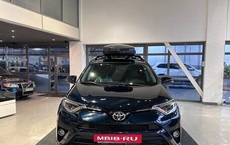 Toyota RAV4, 2019 год, 2 499 000 рублей, 2 фотография