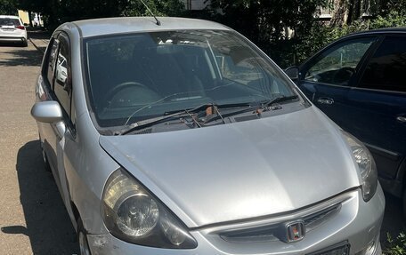 Honda Fit III, 2003 год, 380 000 рублей, 2 фотография