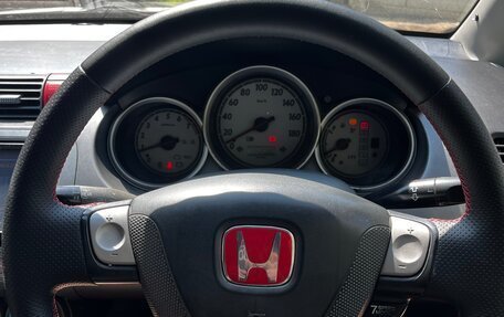 Honda Fit III, 2003 год, 380 000 рублей, 14 фотография