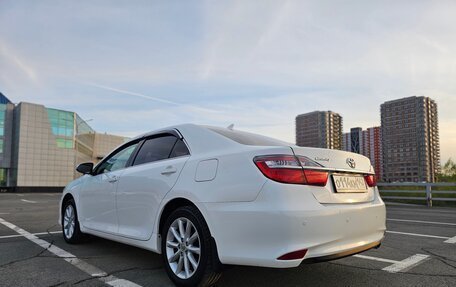 Toyota Camry, 2017 год, 2 300 000 рублей, 6 фотография