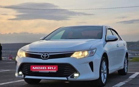 Toyota Camry, 2017 год, 2 300 000 рублей, 30 фотография